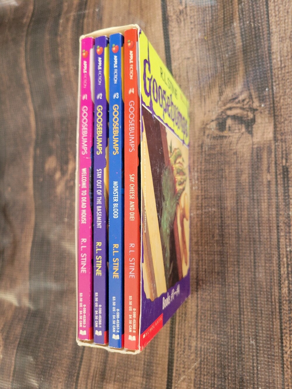 Huge Lot Of Vintage RL STINE GOOSEBUMPS Books! 90's Kid Nostalgia - Picture 5 of 15